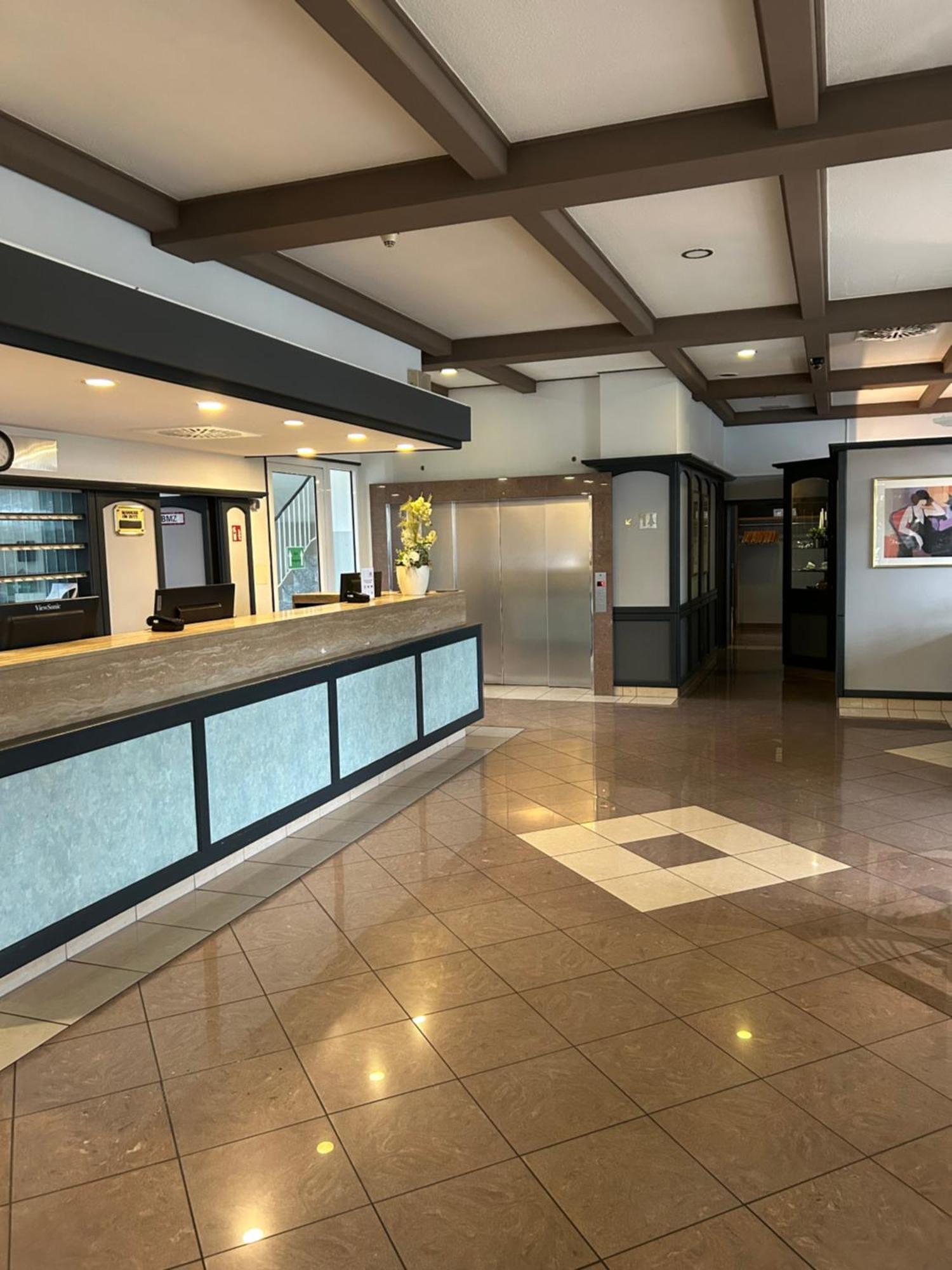 Concorde Hotel Зиген Екстериор снимка